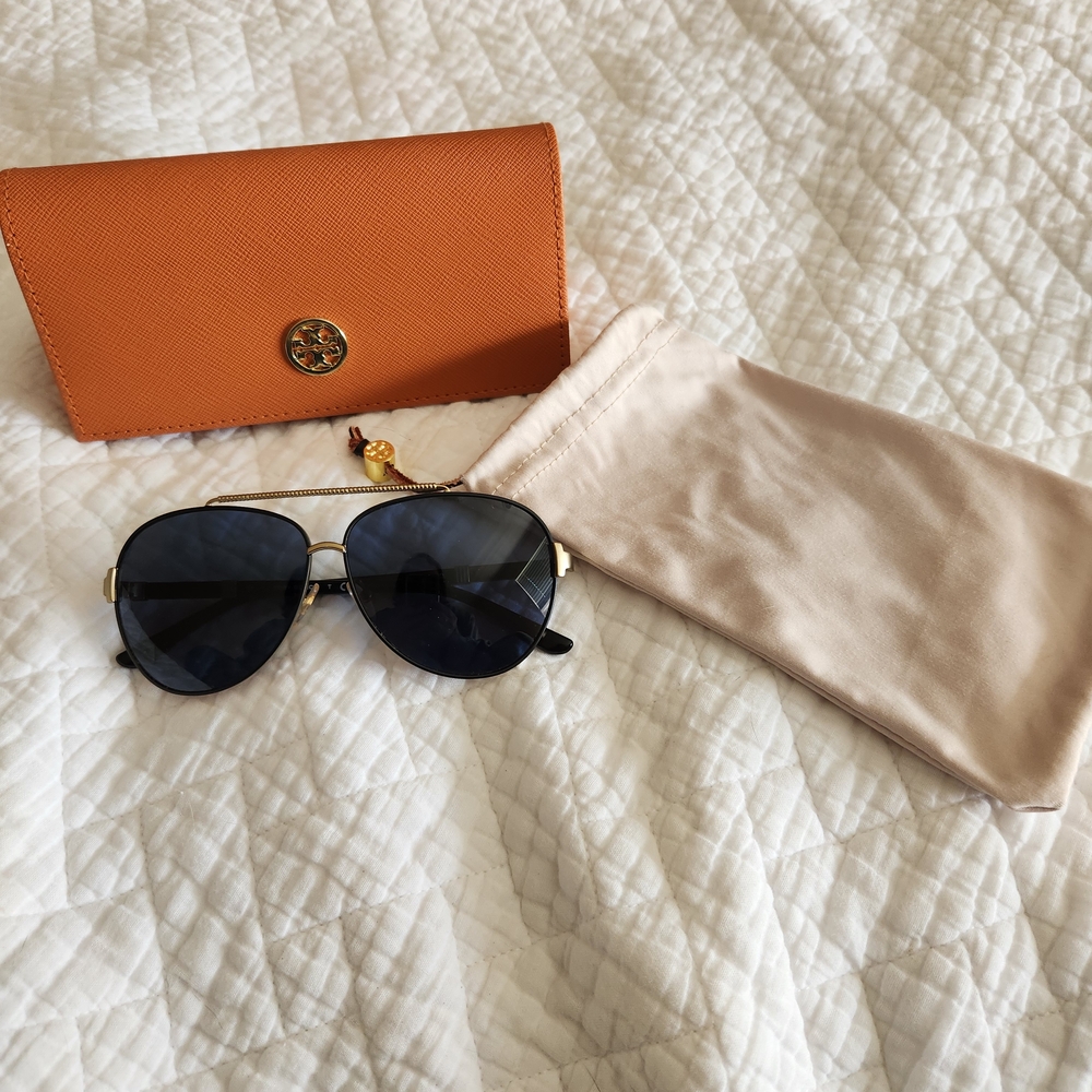 Tory Burch Stylish Sunglasses with Orange Case
